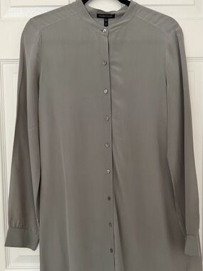 Eileen Fisher Silk Button-Down Blouse Dress in Light grey.